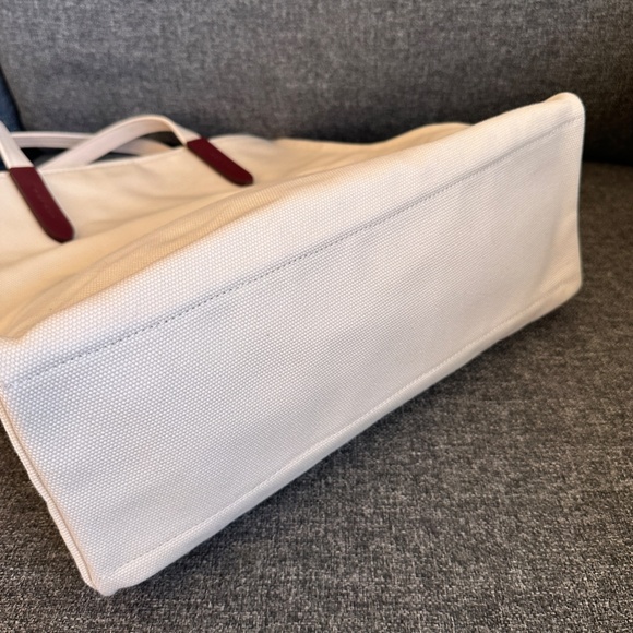 Pre-owned! Adorable Coach CS484 Cafe Lil Miss Jo Coffee Shop Canvas Chalk Tote - Picture 7 of 9